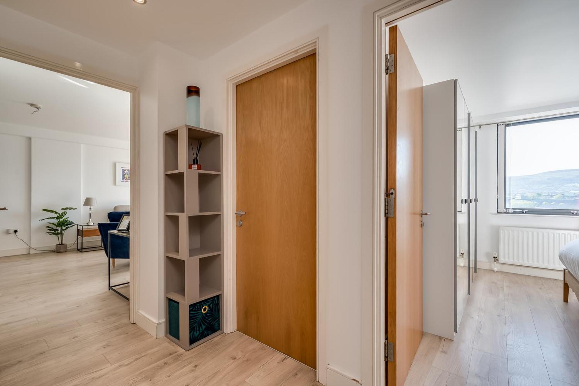 Central Belfast Apartments, Victoria Place Экстерьер фото