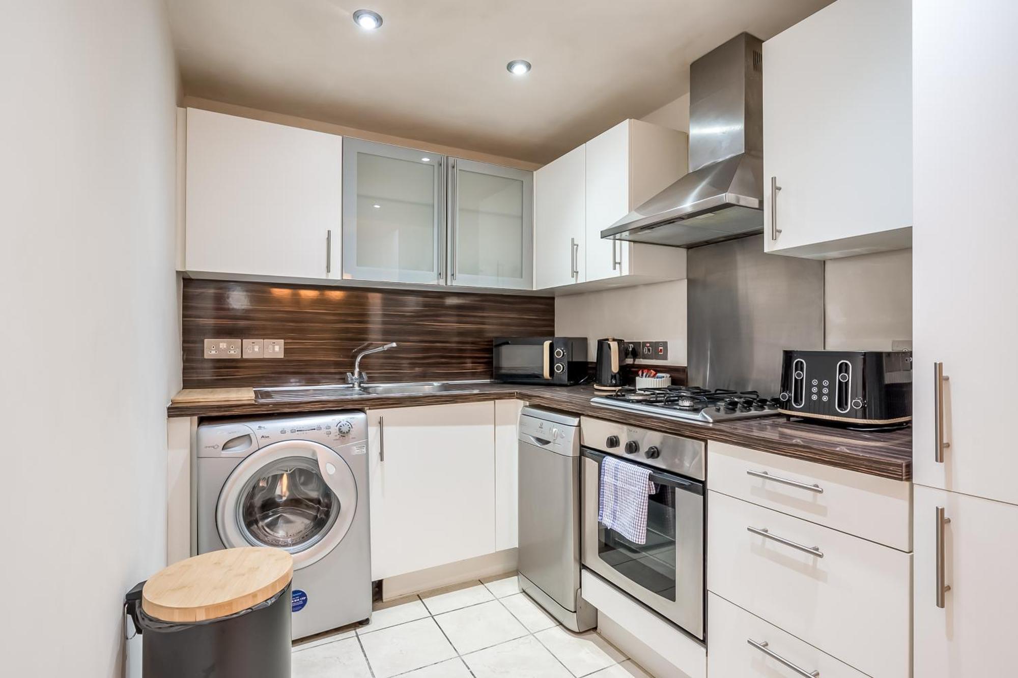 Central Belfast Apartments, Victoria Place Экстерьер фото
